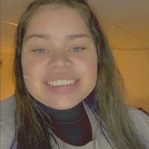 Meet your Posher, Mercedes